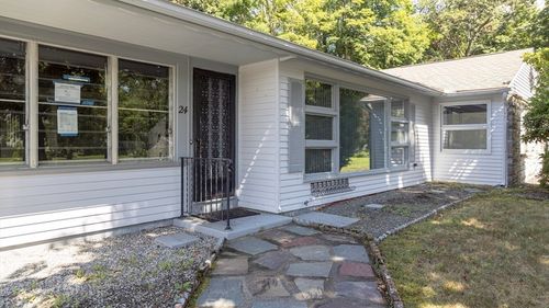 24 Doray Dr, Hope, RI, 02831-1717 | Card Image