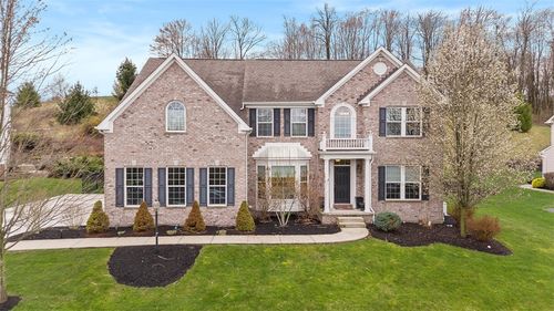 137 Sweetwater Dr, Sewickley, PA, 15143-8975 | Card Image
