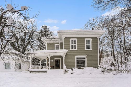 525 Hubbard St, Allegan, MI, 49010-1247 | Card Image