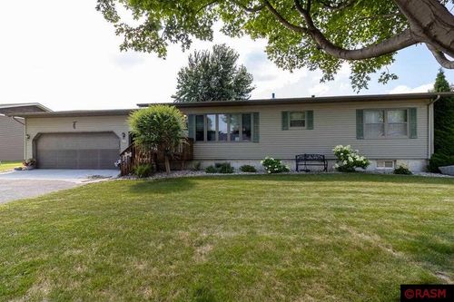 607 E Nathan St, Lake Crystal, MN, 56055-2167 | Card Image