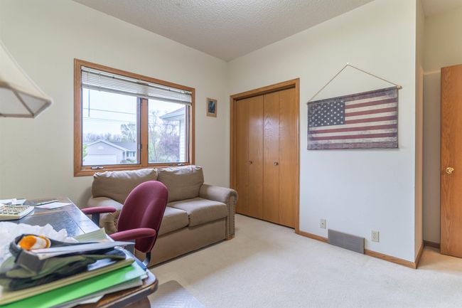 2912 W 4 Th St, Condo with 3 bedrooms, 2 bathrooms and null parking in Cedar Falls IA | Image 18