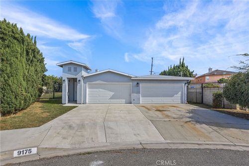 9175 Sabre Ln, Westminster, CA, 92683-5521 | Card Image