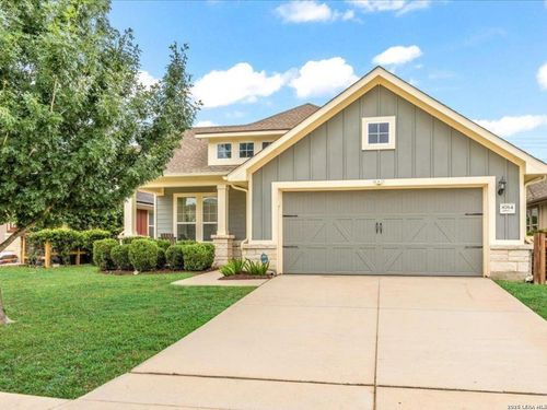 8764 Stackstone, Schertz, TX, 78154-3692 | Card Image