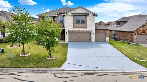 804 Valentino Dr, Harker Heights, TX, 76548-8740 | Card Image