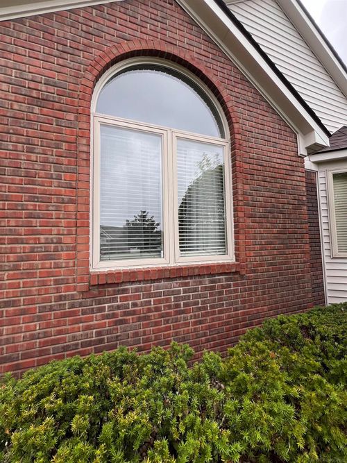 785 Snowbird Cir W, Saint Clair, MI, 48079-5593 | Card Image