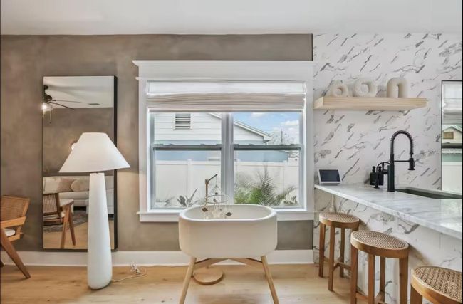 Light & Bright Interior | Image 7