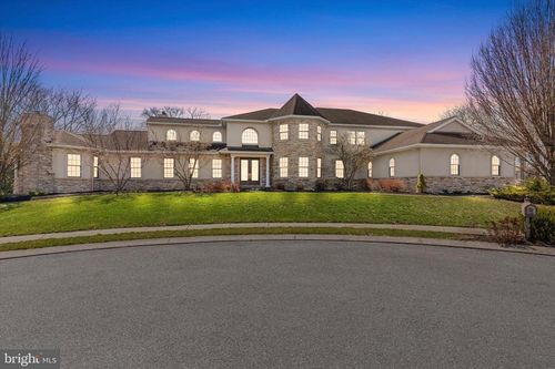 52 Violets Path, ELIZABETHTOWN, PA, 17022-9548 | Card Image