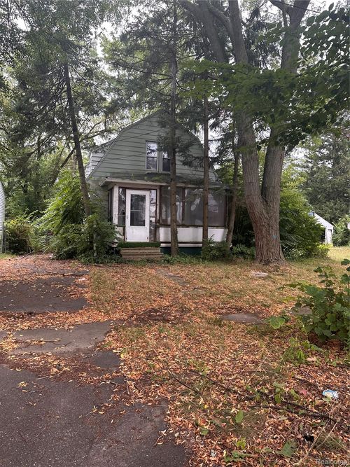 1926 Kansas Ave, Flint, MI, 48506-3714 | Card Image