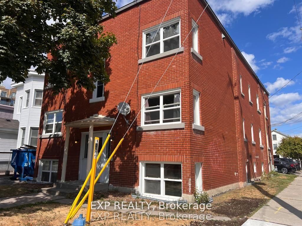 Residential Lease in Tunneys Pasture and Ottawa West 2