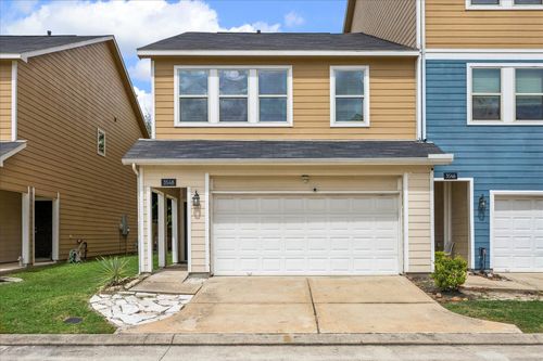 3548 Terreno Vista Blvd, Pasadena, TX, 77504-2229 | Card Image