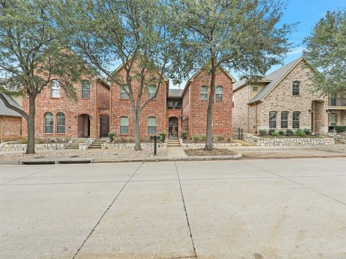 5582 Grosseto Dr, Frisco, TX, 75034-2298 | Card Image