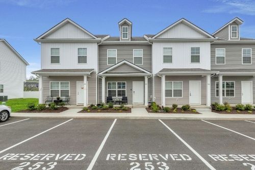 253 Tara Ct, Columbia, TN, 38401-3388 | Card Image