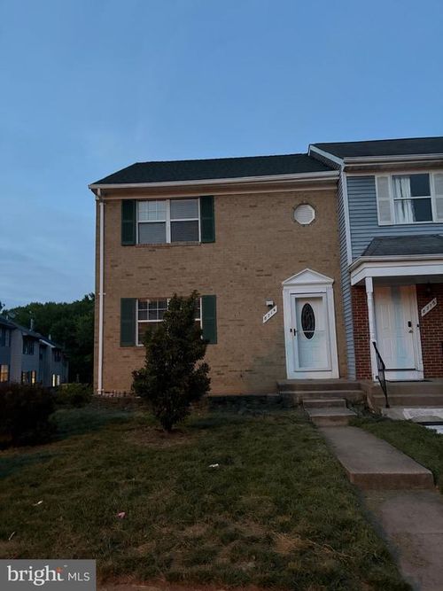 8714 Bretton Woods Dr, MANASSAS, VA, 20110-6303 | Card Image