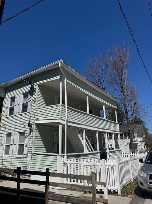 115 Beech St, Fitchburg, MA, 01420-4395 | Card Image