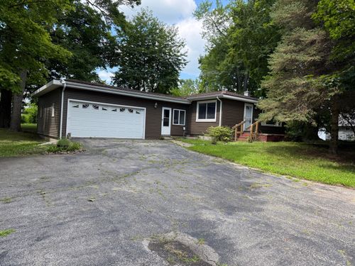 11908 N Meridian Rd, Pleasant Lake, MI, 49272-9601 | Card Image