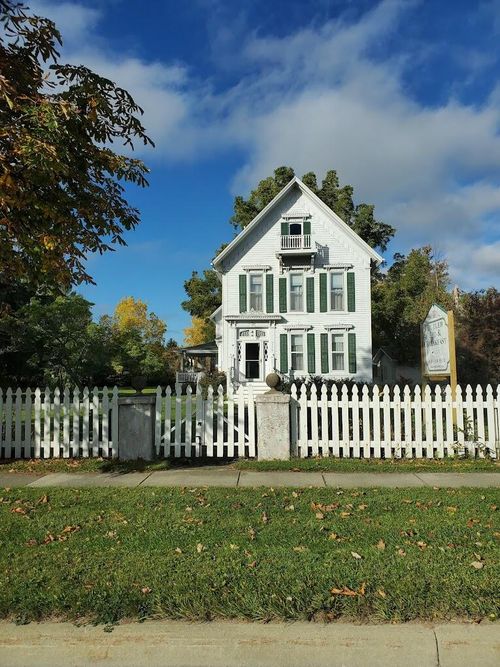 5774 Main St, Lexington, MI, 48450-8800 | Card Image