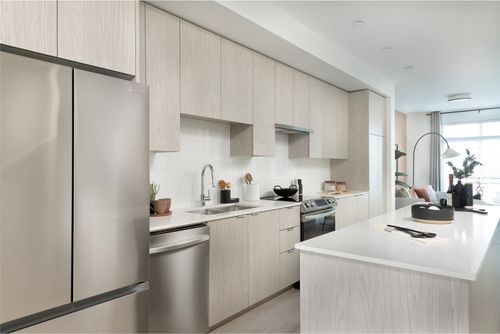 37-16355 21 Ave, Surrey, BC, V3Z1K9 | Card Image