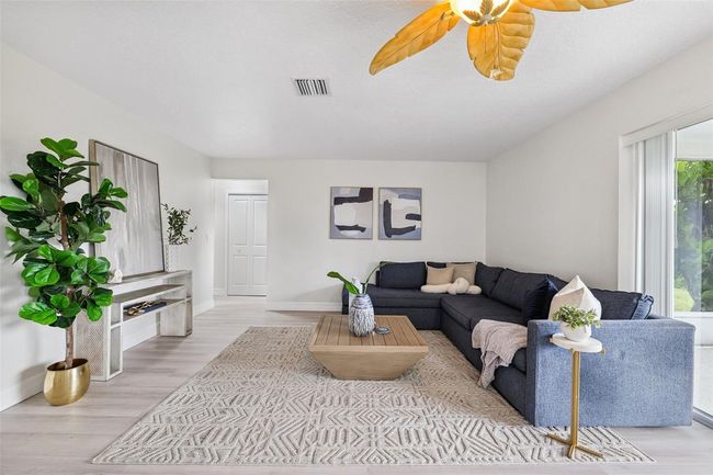 6521 Bimini Ct, House other with 3 bedrooms, 2 bathrooms and null parking in APOLLO BEACH FL | Image 8