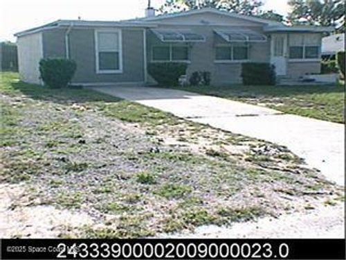 390 7th Rd Sw, Vero Beach, FL, 32962-3525 | Card Image