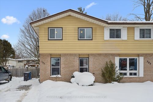 385 Cole Rd, Guelph, ON, N1G3E9 | Card Image