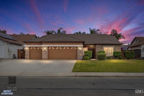 12514 Larkin Drive, Bakersfield, CA, 93312 | Card Image