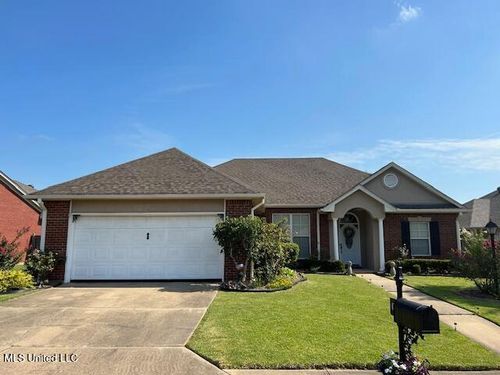 111 Garden Way, Clinton, MS, 39056 | Card Image