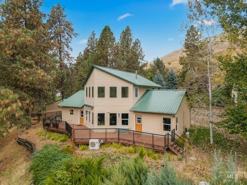 20795 Ryegrass Lane, Lenore, ID, 83541 | Card Image