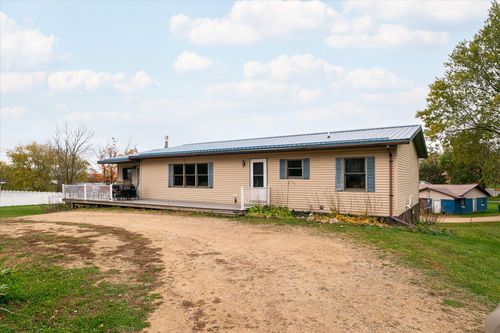 215 Coon Prairie Ave, Westby, WI, 54667-1342 | Card Image