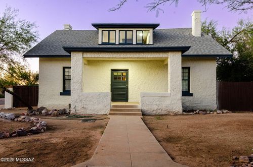 601 E 1st Street, Tucson, AZ, 85705 | Card Image