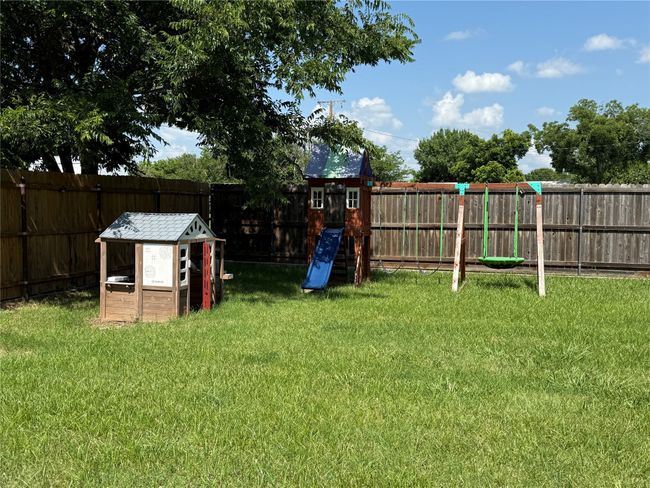 1323 Morado St, House other with 4 bedrooms, 3 bathrooms and null parking in Graham TX | Image 34
