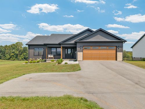 4733 Window Cliff Rd, Baxter, TN, 38544-4931 | Card Image