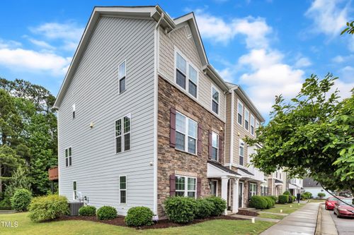 1001 Tender Dr, Apex, NC, 27502-2405 | Card Image