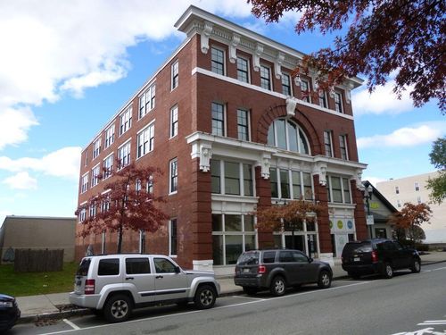415 Lisbon Street, Lewiston, ME, 04240 | Card Image