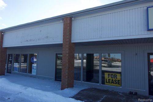 ste-b-9155 Highland Rd, White Lake, MI, 48386-4620 | Card Image