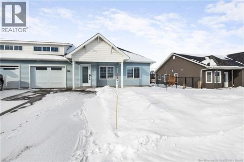 7 Mackinnon St, Grand Barachois, NB, E4P0R6 | Card Image