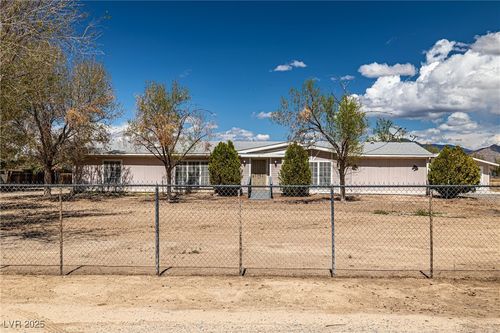 3830 Savoy Blvd, Pahrump, NV, 89061-8525 | Card Image