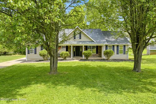 1068 Tina Ct, Radcliff, KY, 40160 | Card Image