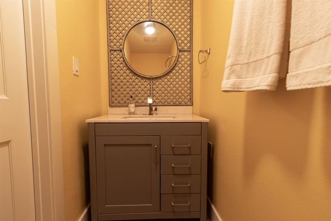 Extra 1/2 bath | Image 27