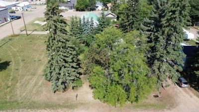 4614 49 St, House detached with 2 bedrooms, 1 bathrooms and 4 parking in Bashaw AB | Image 2