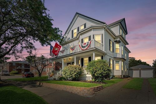 52 Dunlap St, Salem, MA, 01970-2364 | Card Image