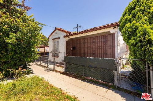 2512 W 60th Street, Los Angeles, CA, 90043 | Card Image
