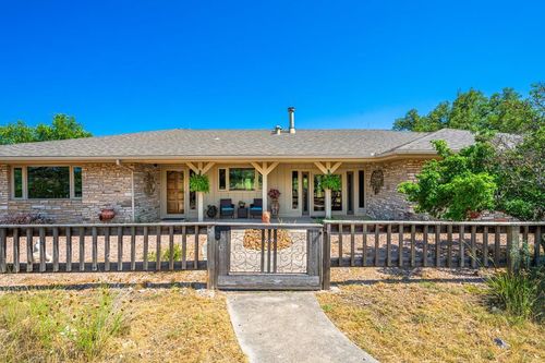 113 Indian Bluff Dr, Kerrville, TX, 78028 | Card Image