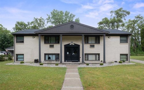 3241 Marshall Ave Se, Grand Rapids, MI, 49508-2489 | Card Image