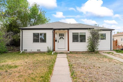 1213 Jamaica St, Aurora, CO, 80010-3422 | Card Image