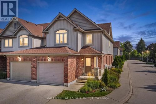 26-355 Macalister Blvd, Guelph, ON, N1G0C7 | Card Image