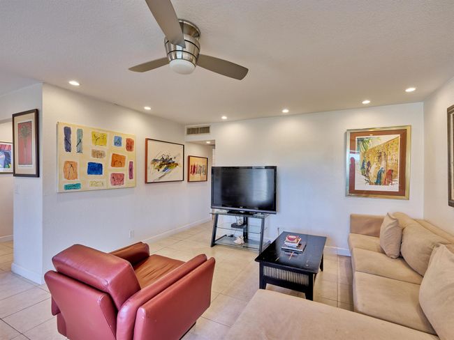 741 - 741 Monaco P, Condo with 2 bedrooms, 2 bathrooms and null parking in Delray Beach FL | Image 12