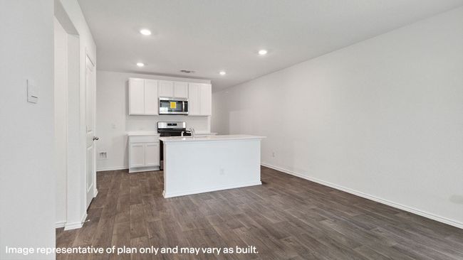 405 Wild Goose Drive, House other with 3 bedrooms, 2 bathrooms and null parking in Luling TX | Image 12