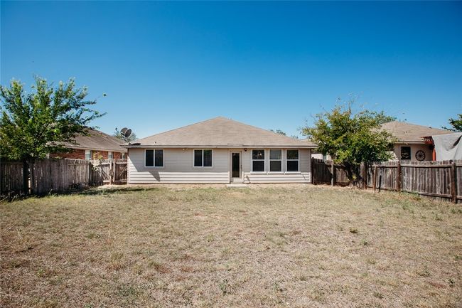 11421 Gossamer Dr, House other with 4 bedrooms, 2 bathrooms and 2 parking in Austin TX | Image 23
