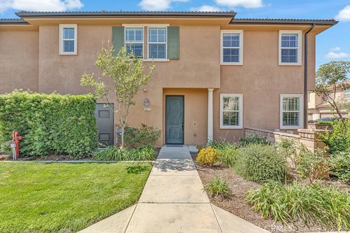 3071 E Via Rosso, Ontario, CA, 91764 | Card Image