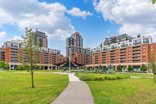 803-830 Lawrence Ave W, North York, ON, M6A0B6 | Card Image